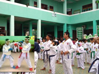 Ekstrakurikuler Karate 06